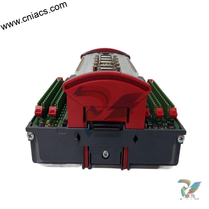 MOOG QAIO 2/2-AV I/O D137-001-011, 2 analog inputs, 2 analog outputs, 1 reference voltage output, 1 pulse input